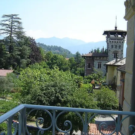 Lario Szálloda 3*